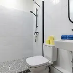 Monochrome Chic R61 *